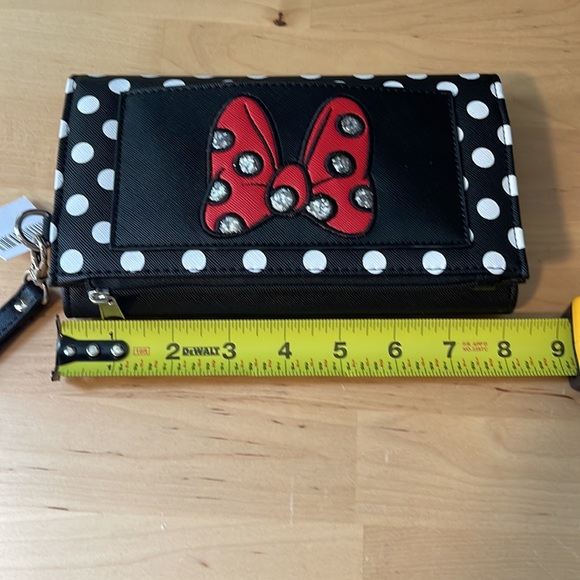 Disney Minnie Mouse Polka dot bow clutch wallet - Picture 9 of 11